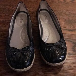 me Too Black Patent Flats, Size 10